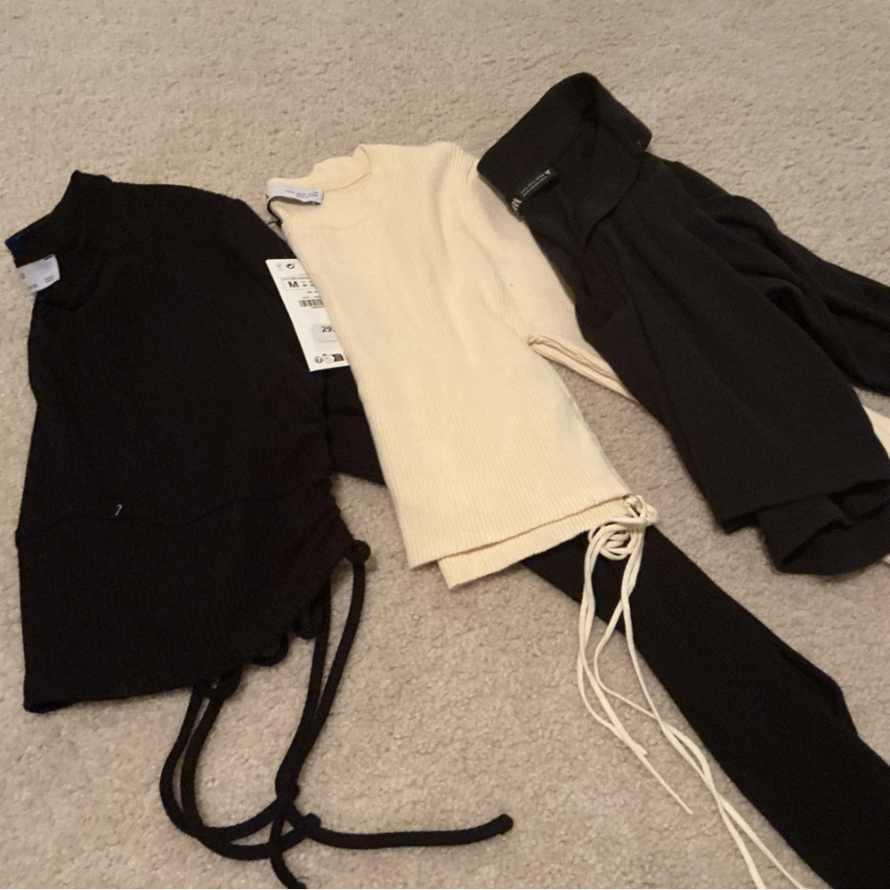 Black and Cream Knit Tops Set